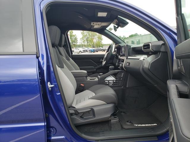 New 2025 Toyota Tacoma TRD Off-Road image 13