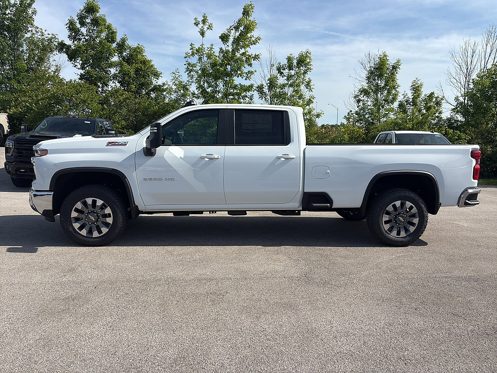 New 2026 Chevrolet Silverado 2500 LT w/ All Star Edition AWD/4WD image 2