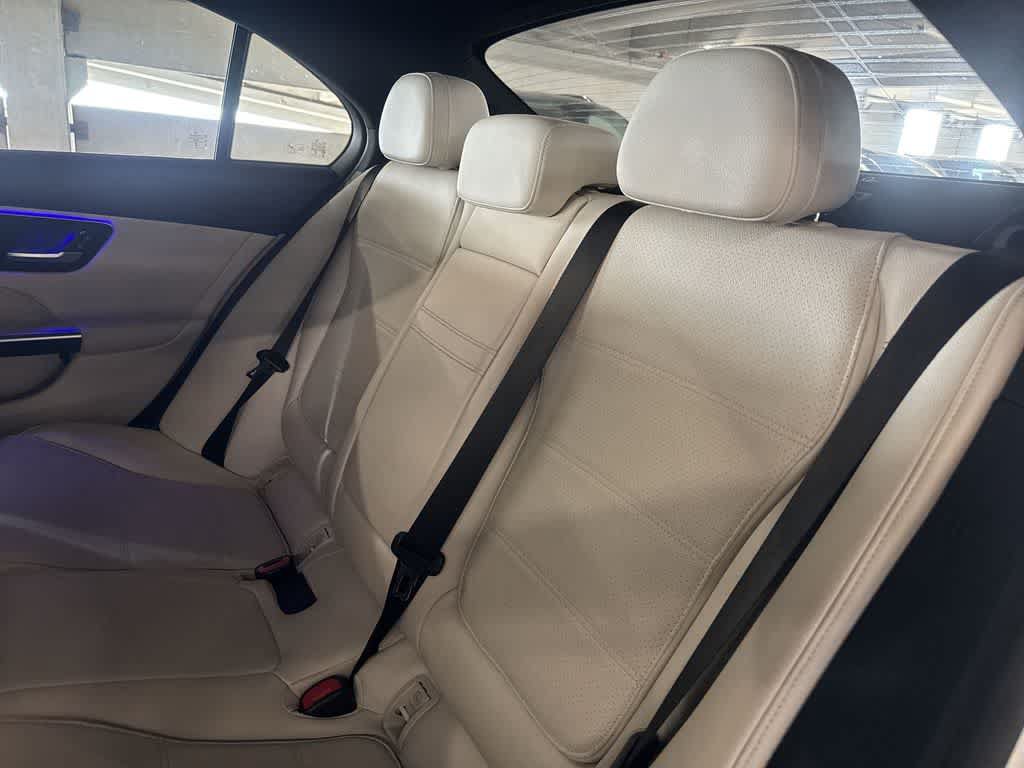 Used 2025 Mercedes-Benz C 300 Sedan image 21