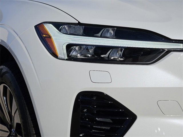 Used 2025 Volvo XC60 T8 Core w/ Climate Package image 13