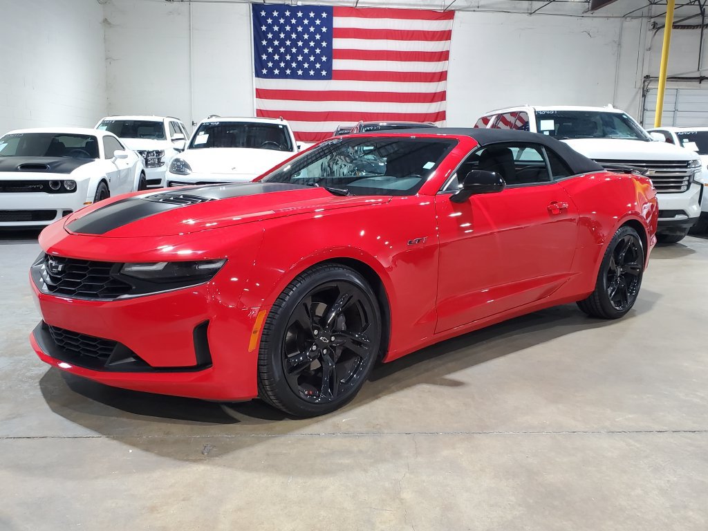 Used 2020 Chevrolet Camaro LT RWD image 41