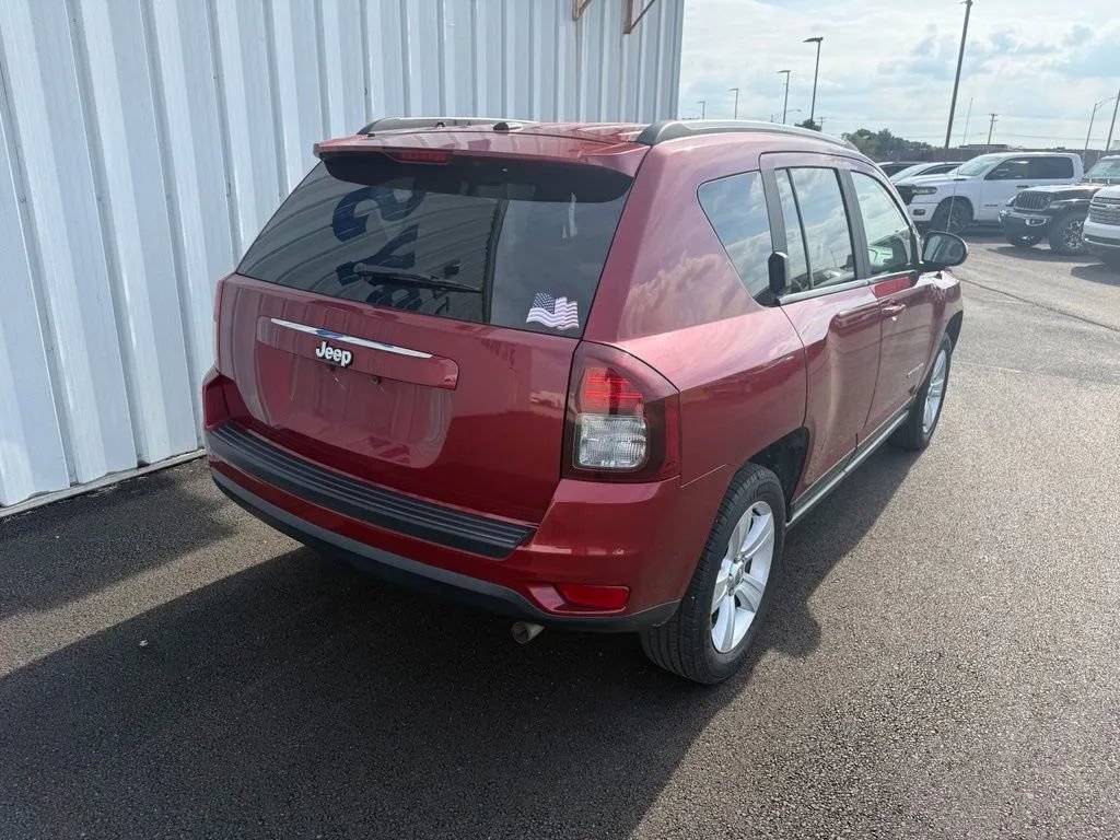 Used 2016 Jeep Compass Sport w/ Power Value Group FWD image 8