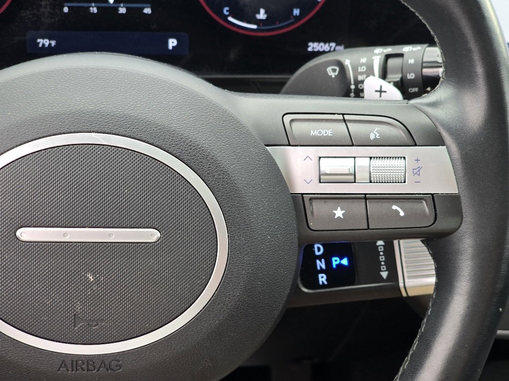 Used 2024 Hyundai Kona Limited image 16