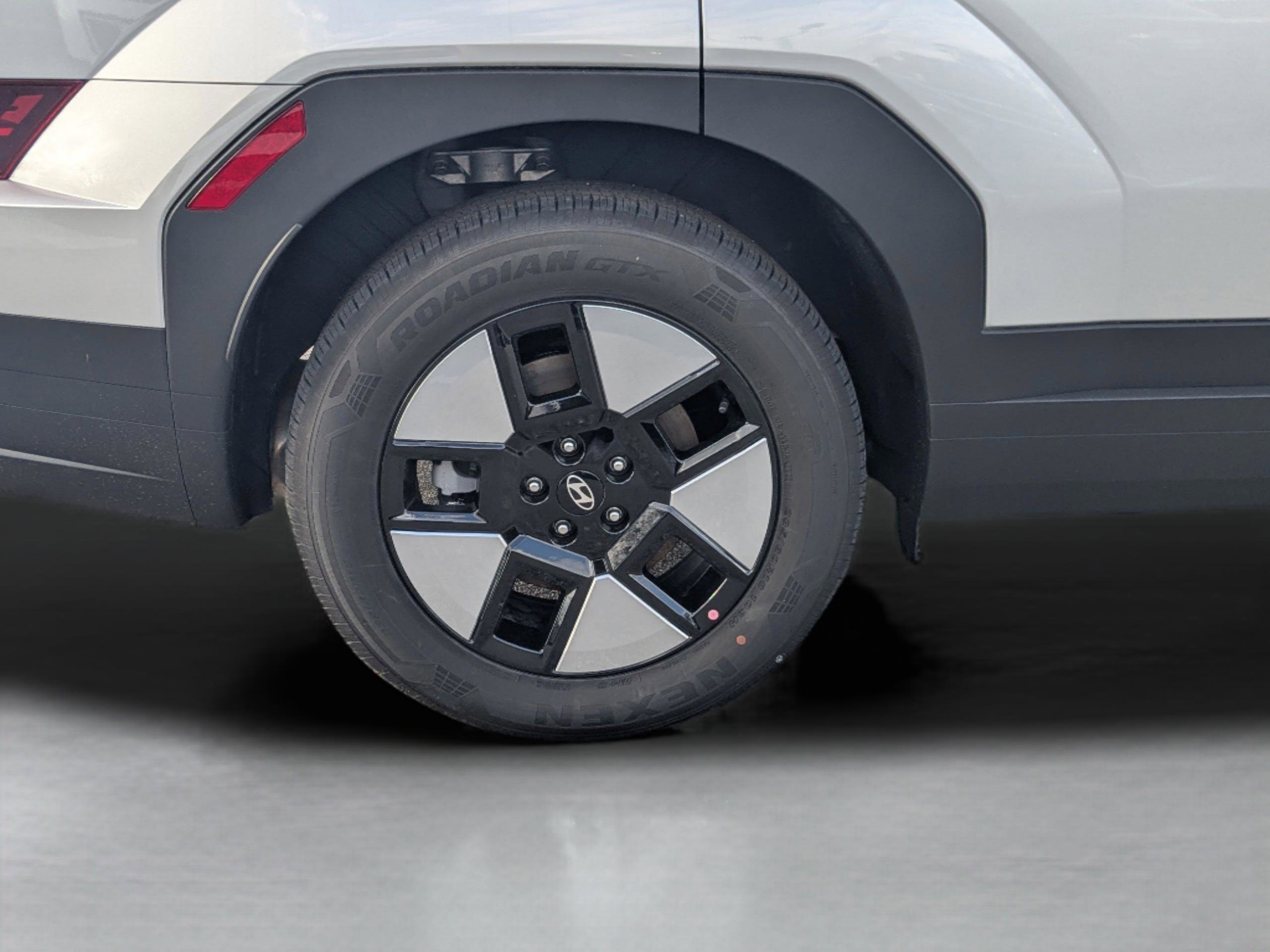 New 2026 Hyundai Santa Fe SE image 13