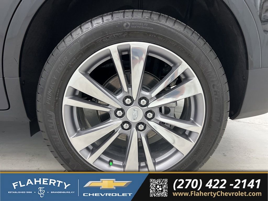 Used 2025 Cadillac XT5 Premium Luxury w/ LPO, Floor Liner Package AWD/4WD image 20