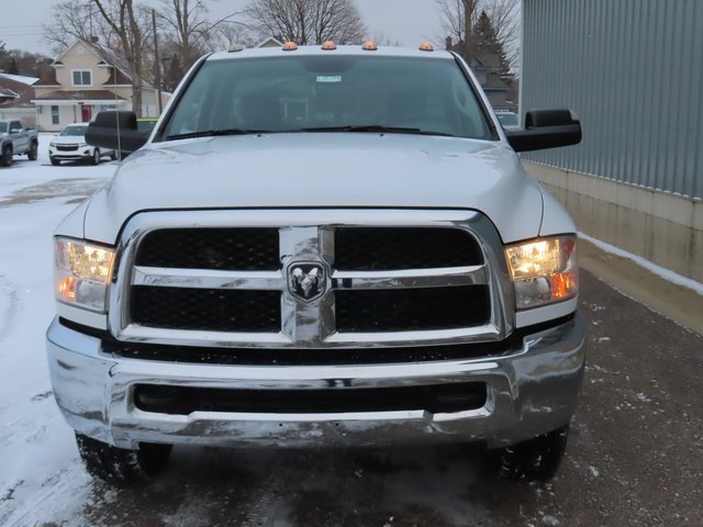 Used 2017 RAM 3500 Tradesman w/ Chrome Appearance Group image 11