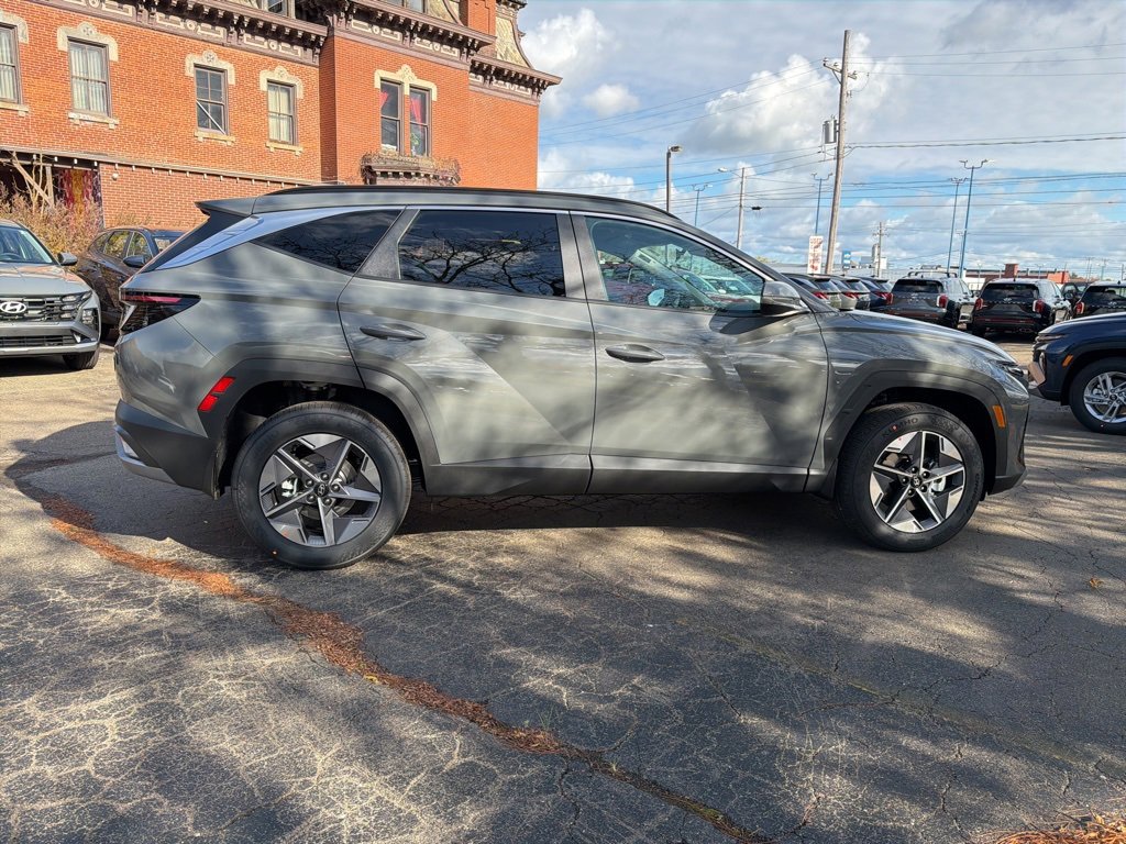 New 2026 Hyundai Tucson SEL image 8