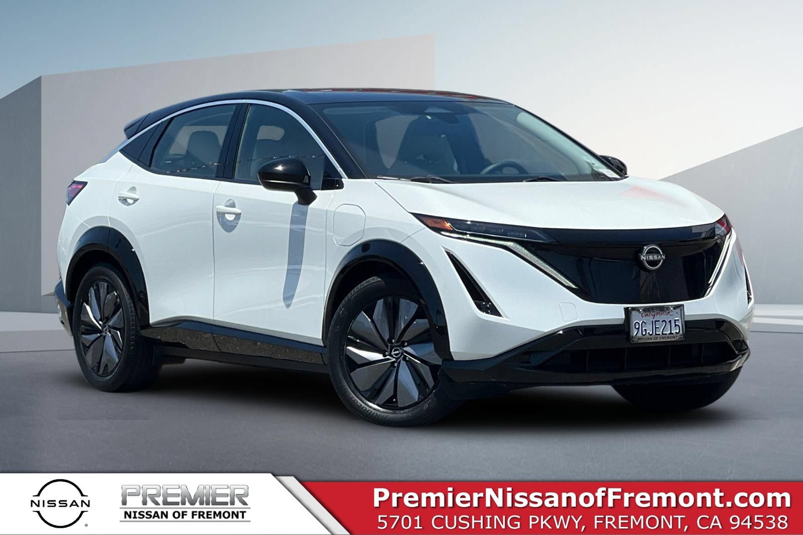Certified 2023 Nissan Ariya FWD image 1