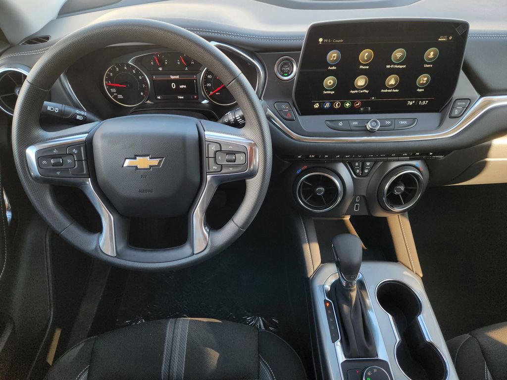 Used 2025 Chevrolet Blazer LT image 27
