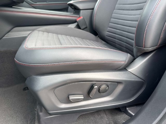 New 2027 Ford Explorer ST-Line w/ Premium Package RWD image 22