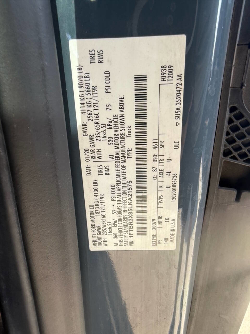 Used 2020 Ford Transit 250 148 High Roof Extended RWD image 18
