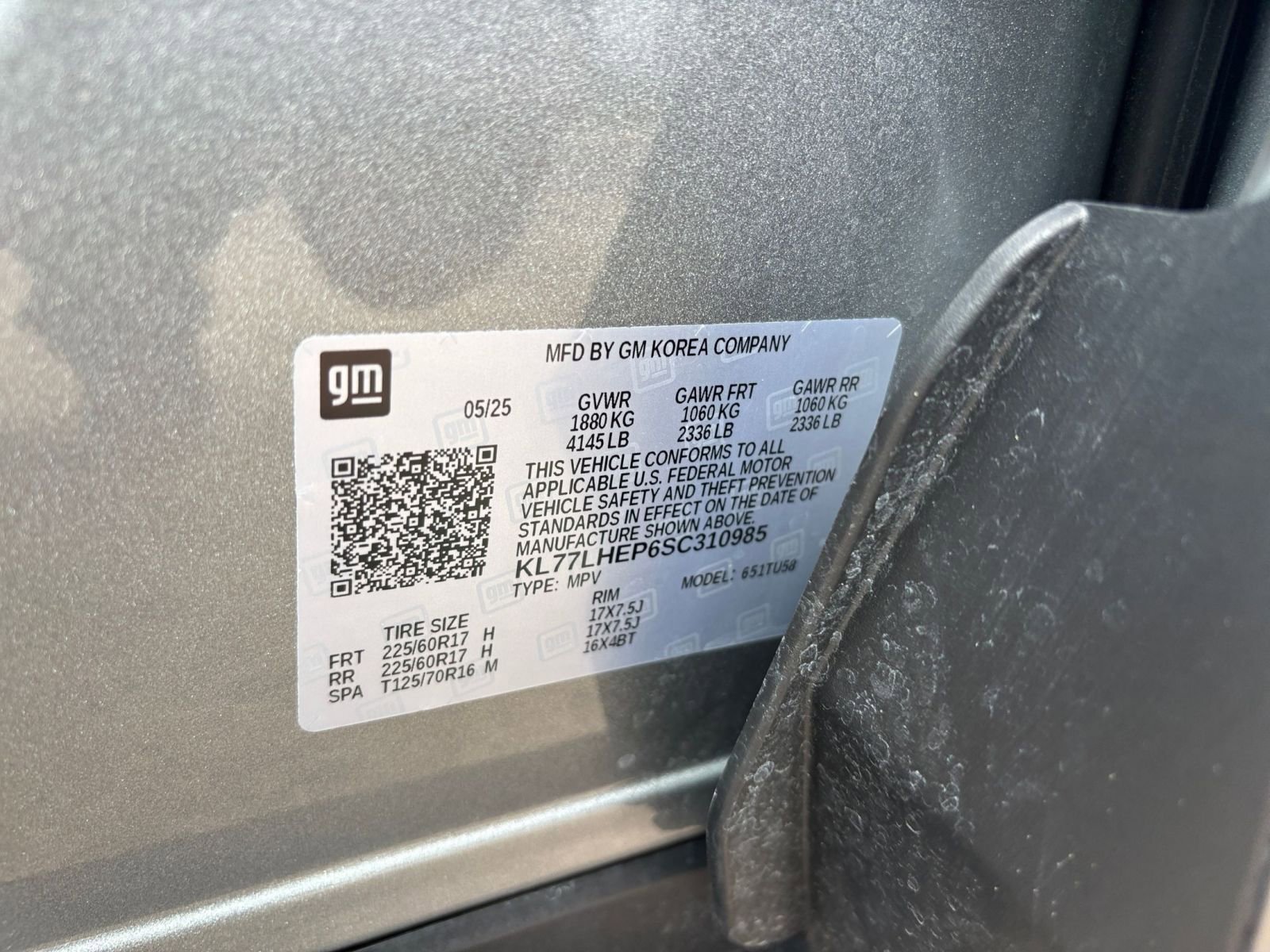 Used 2025 Chevrolet Trax LT FWD image 28