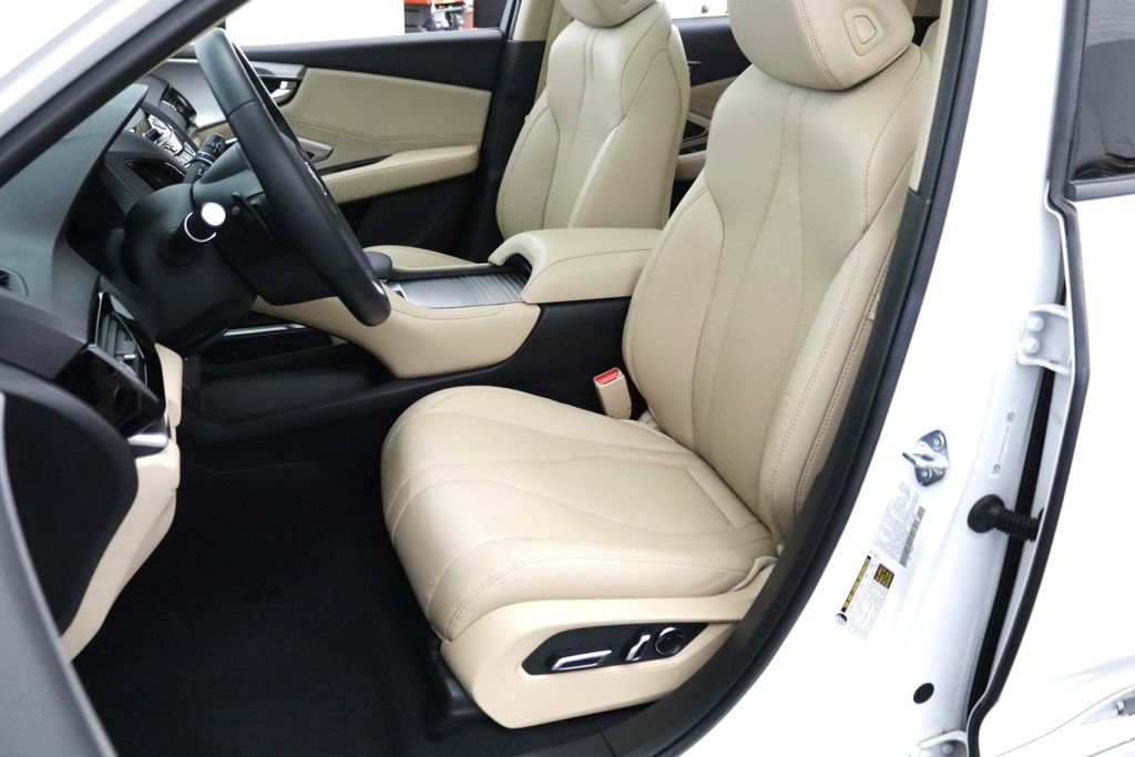 Used 2023 Acura RDX AWD image 2