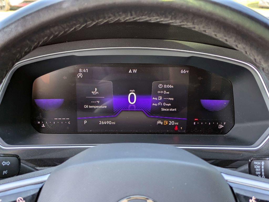 Used 2023 Volkswagen Tiguan SE R-Line FWD image 27