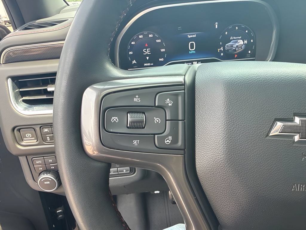 Used 2023 Chevrolet Suburban RST w/ Sport Performance Package AWD/4WD image 19