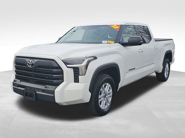 Used 2023 Toyota Tundra SR5 w/ SR5 Premium Package AWD/4WD image 9