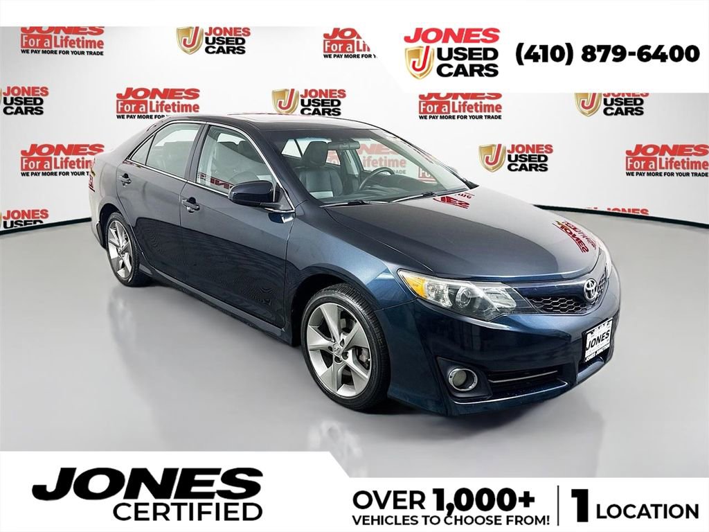 Used 2014 Toyota Camry SE FWD image 1