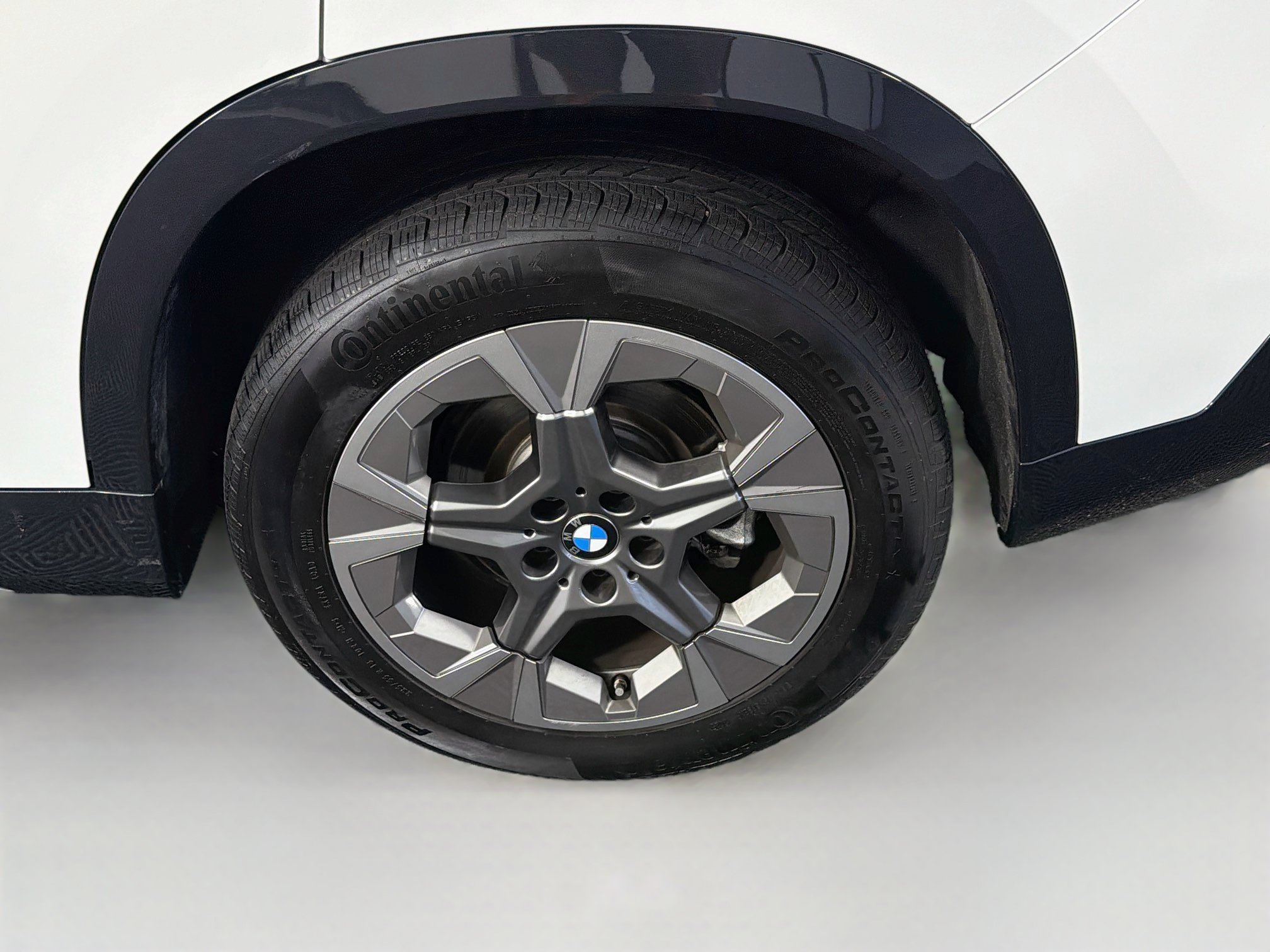 Used 2026 BMW X1 xDrive28i AWD/4WD image 11