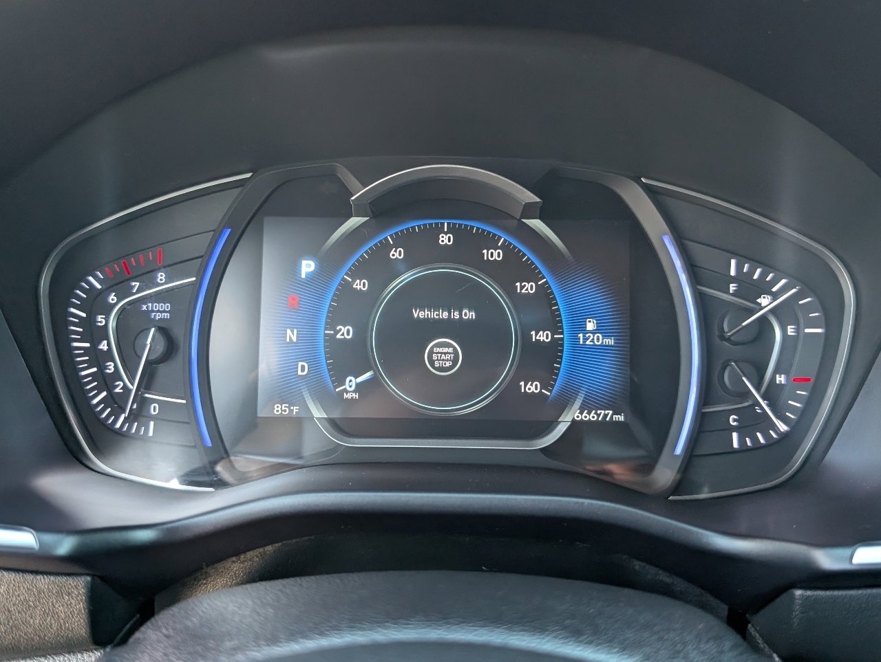 Used 2019 Hyundai Santa Fe Limited w/ Cargo Package image 19