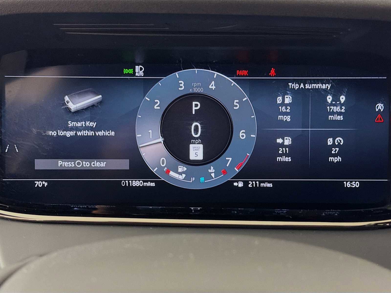 Used 2025 Land Rover Range Rover Evoque S AWD/4WD image 13