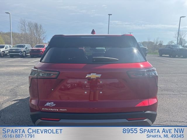 Used 2025 Chevrolet Equinox LT AWD/4WD image 4