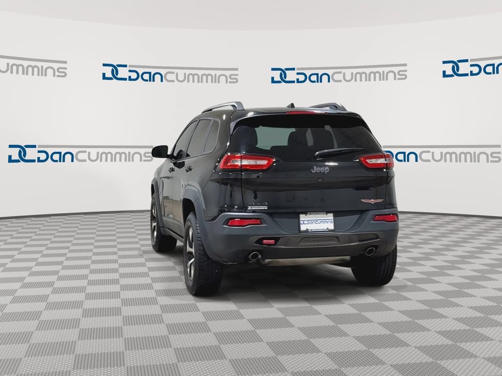 Used 2016 Jeep Cherokee Trailhawk AWD/4WD image 8