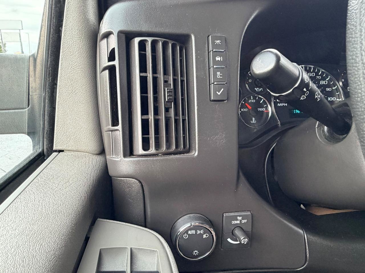 Used 2020 Chevrolet Express 2500 RWD image 23