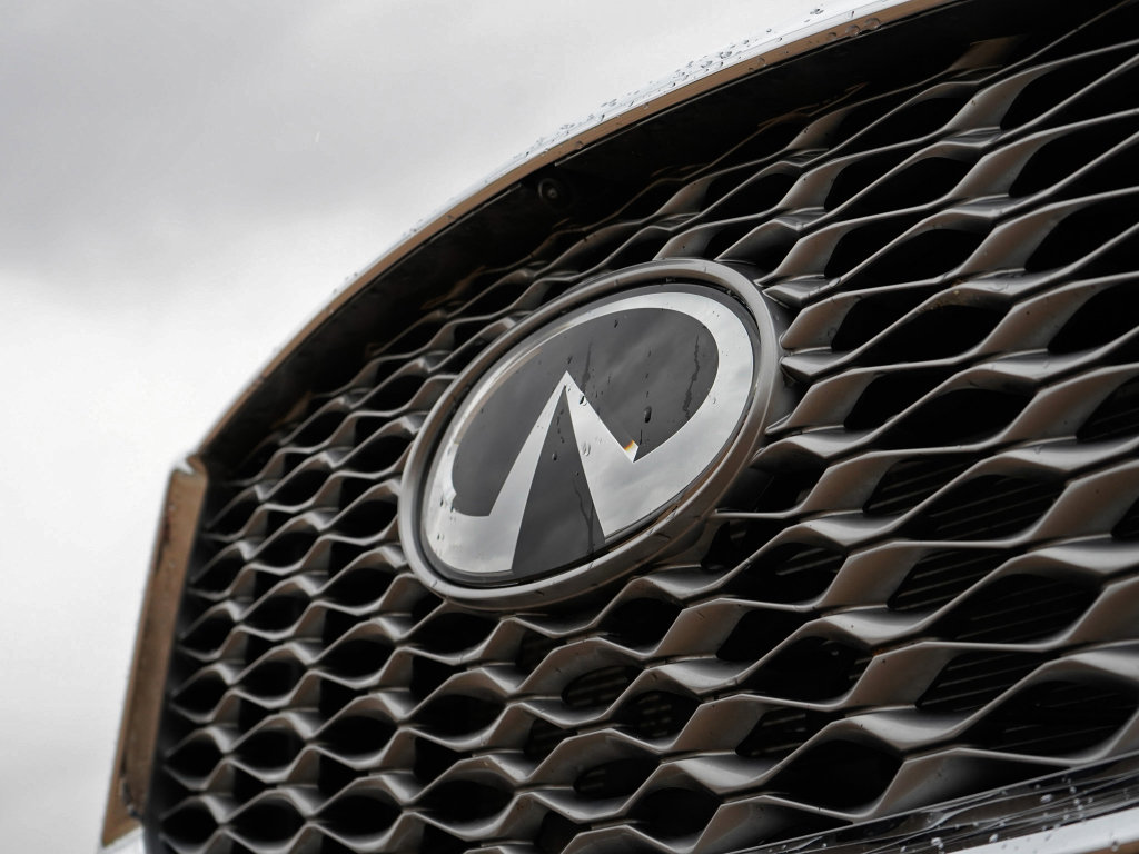 Used 2025 INFINITI QX55 Sensory w/ Lighting Package image 2