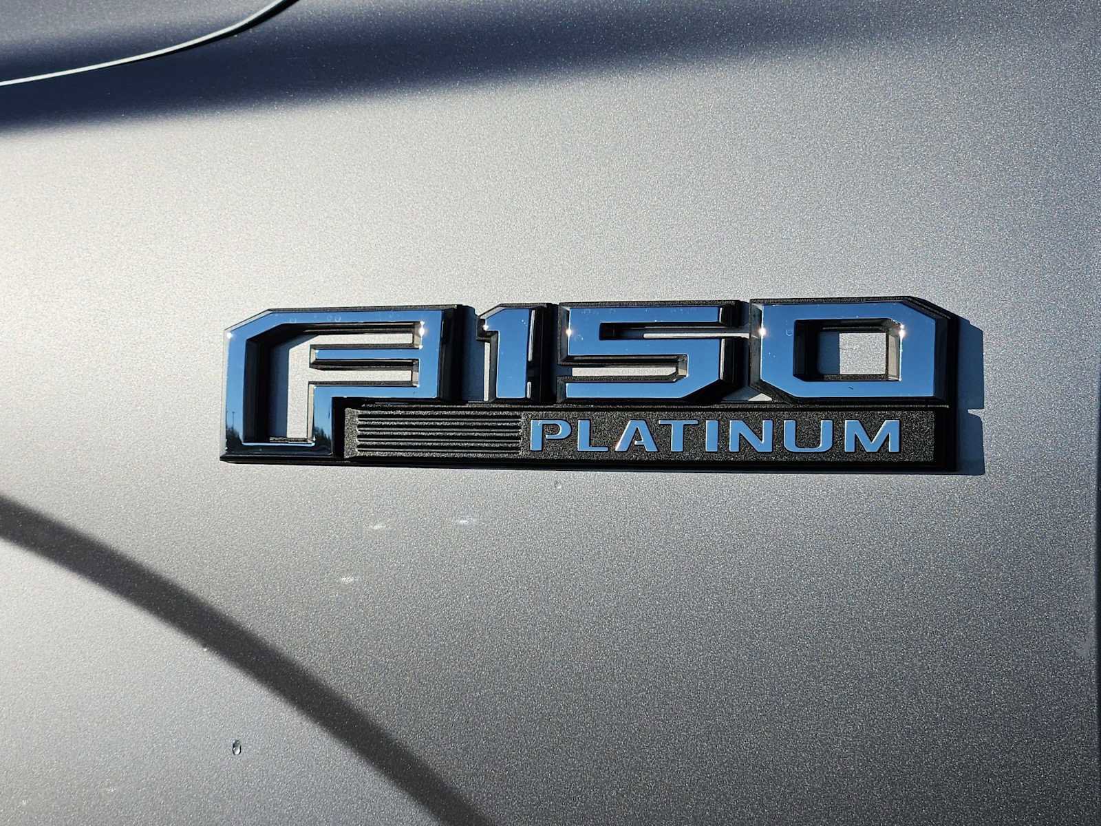 Used 2020 Ford F150 Platinum w/ Equipment Group 701A Luxury image 11