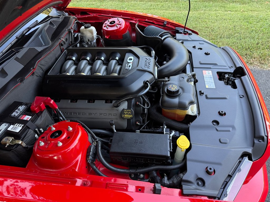Used 2013 Ford Mustang GT Premium RWD image 64