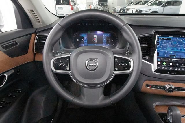 Certified 2023 Volvo XC90 B6 Plus AWD/4WD image 9