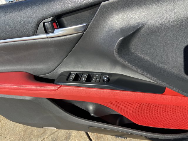 Used 2020 Toyota Camry XSE image 46