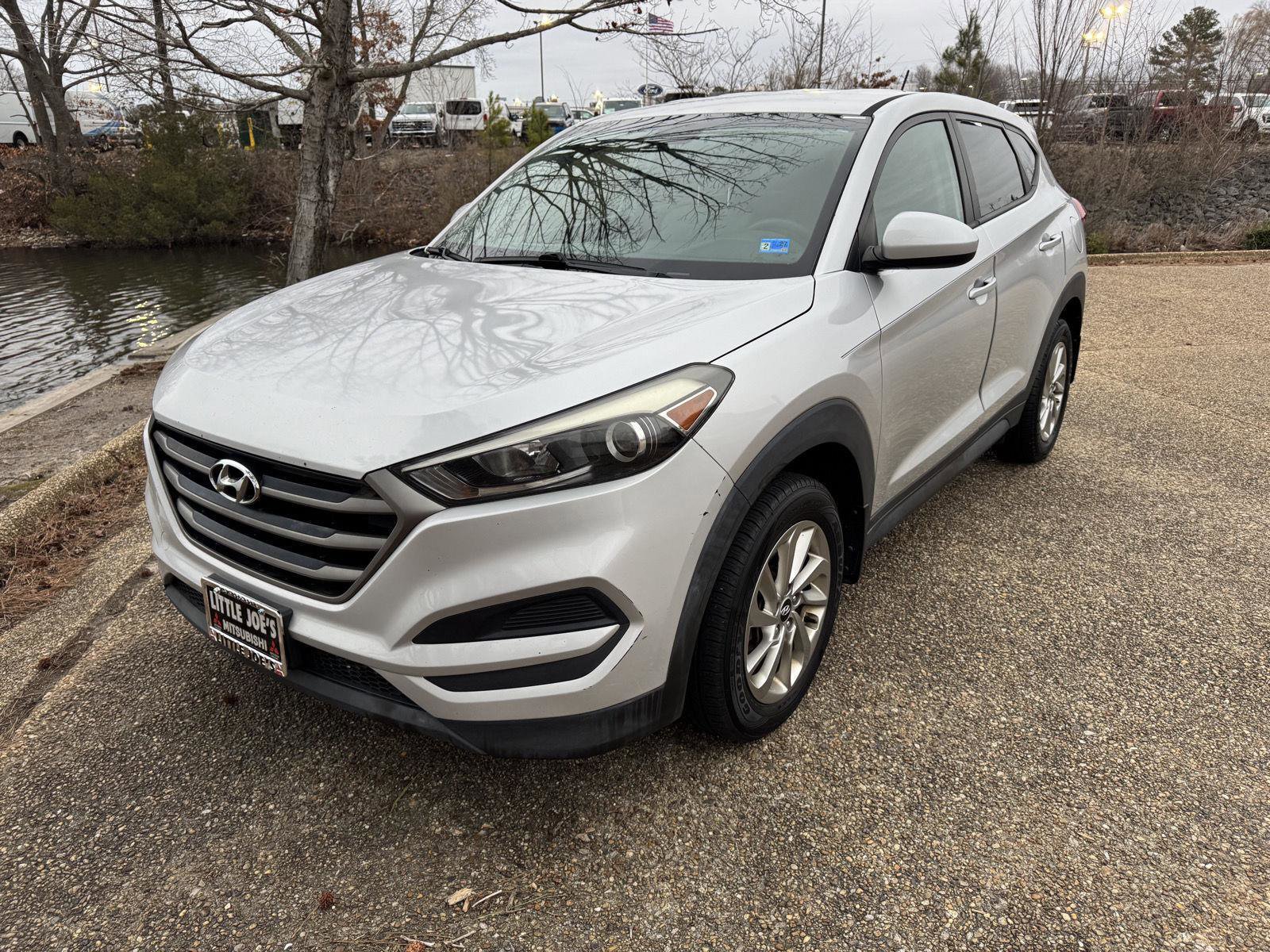 Used 2016 Hyundai Tucson SE image 12