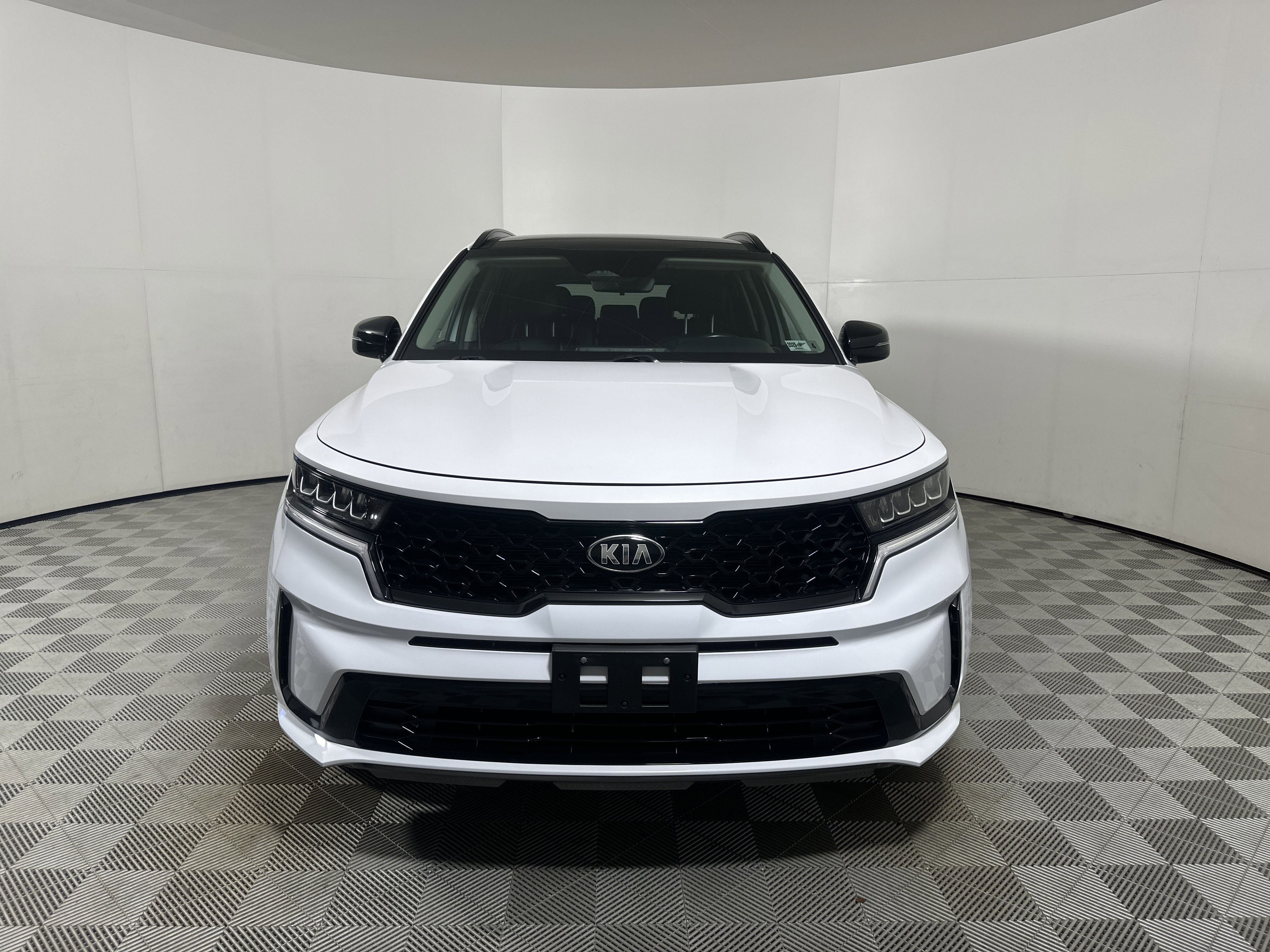 Used 2021 Kia Sorento S w/ Panoramic Sunroof Package FWD image 2