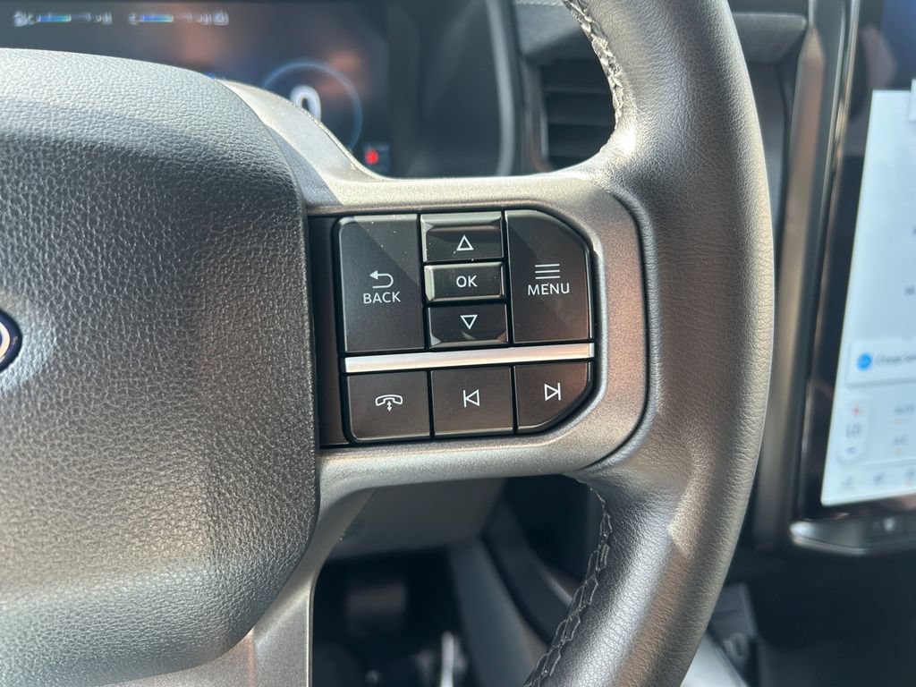 Used 2025 Ford F150 Lightning Flash AWD/4WD image 25