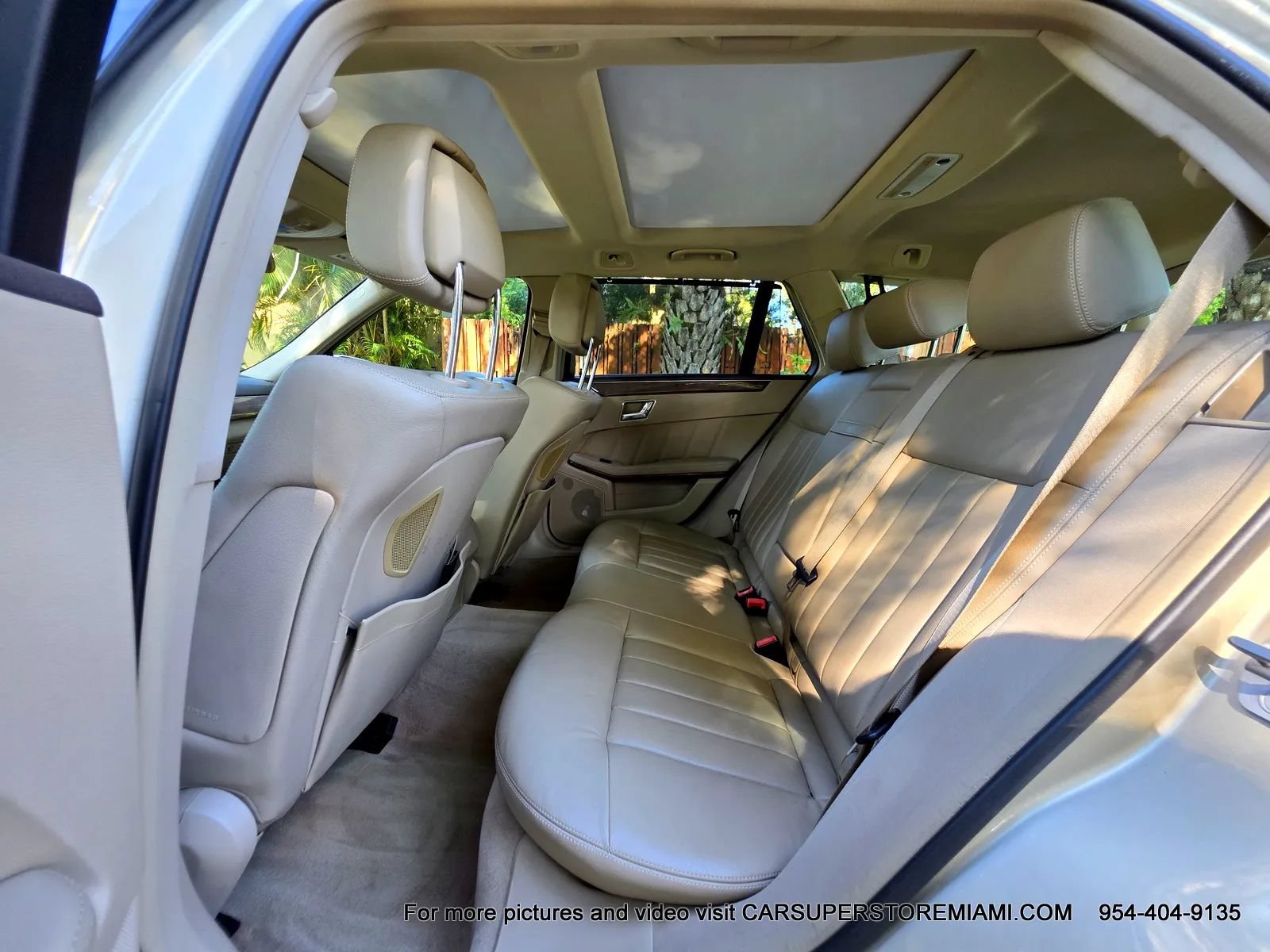 Used 2011 Mercedes-Benz E 350 4MATIC Wagon image 29