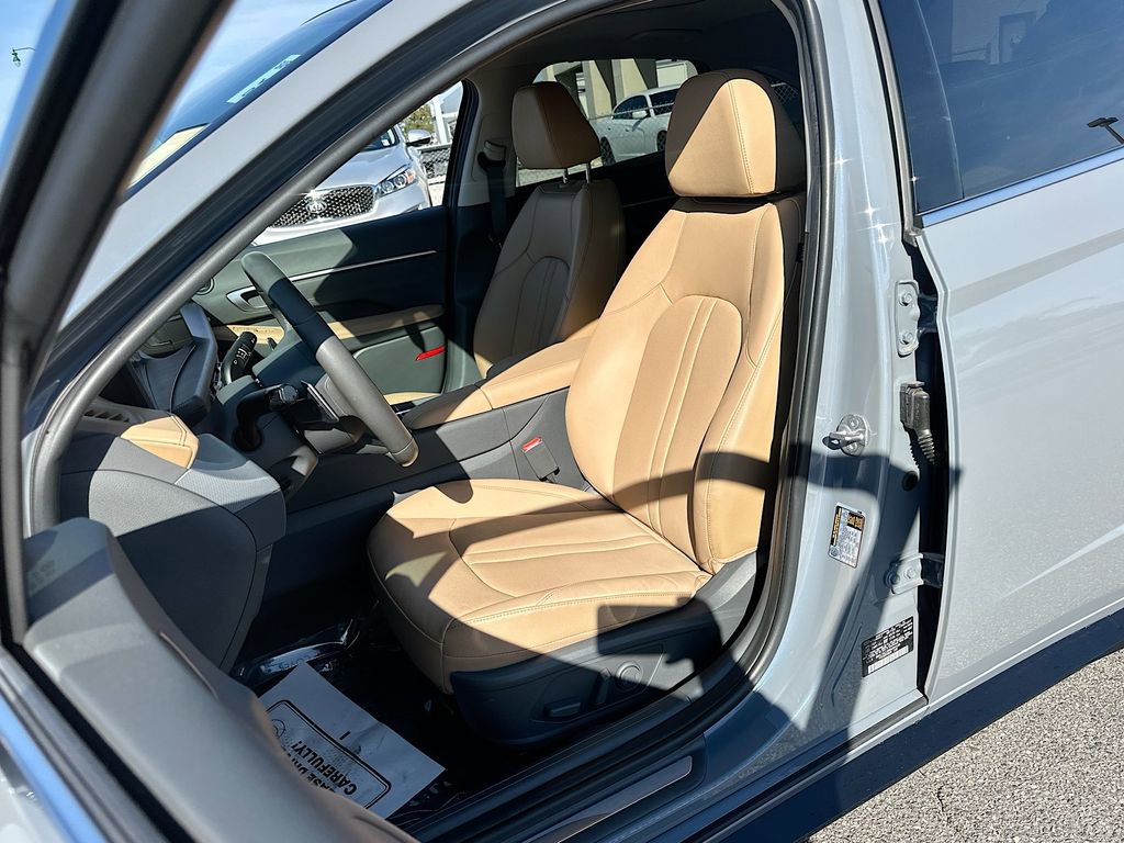 Used 2024 Hyundai Sonata Limited image 22