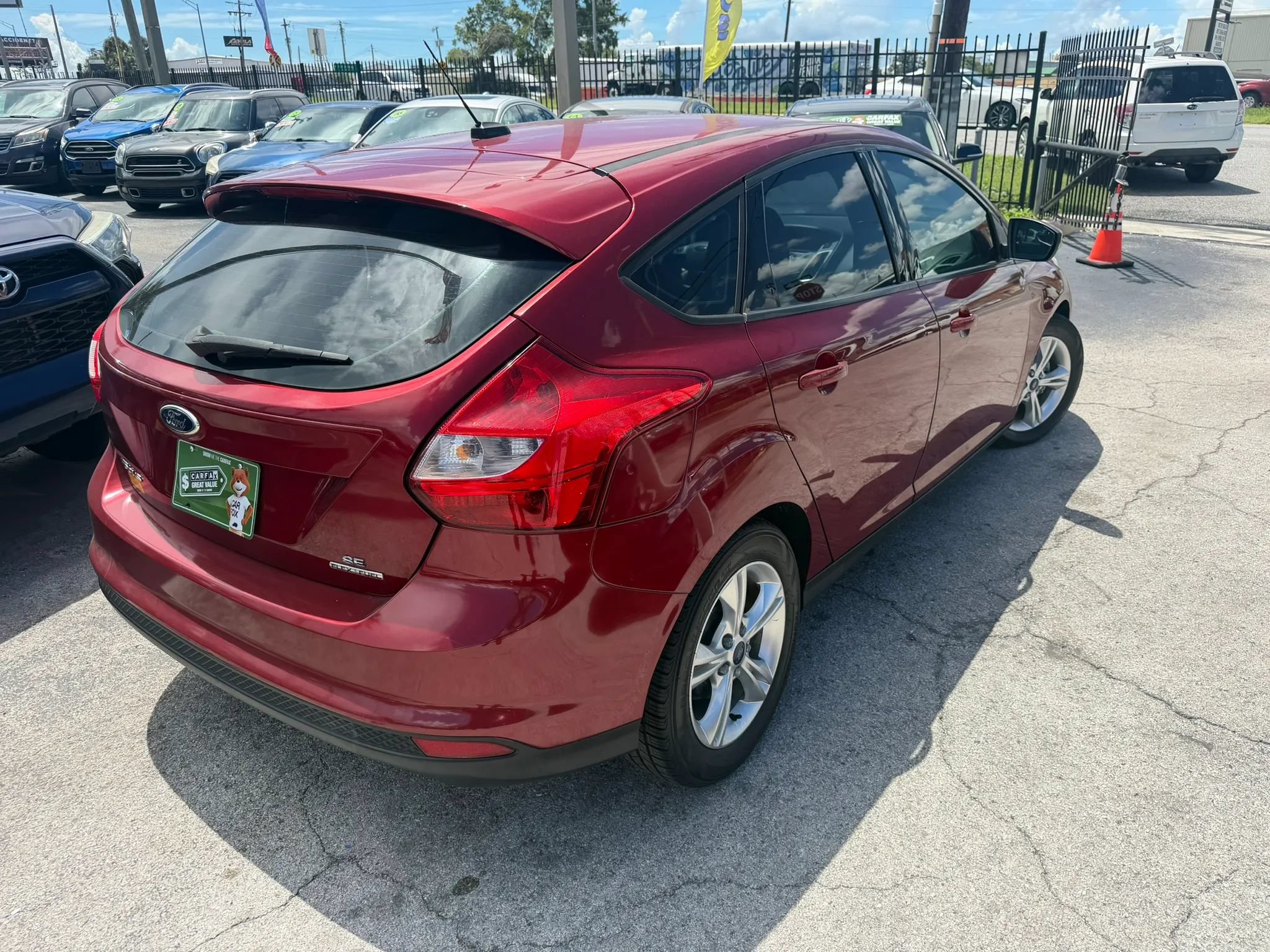 Used 2014 Ford Focus SE FWD image 4