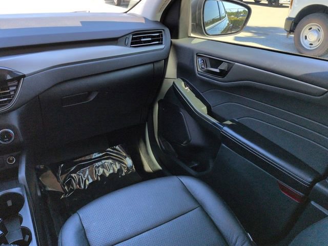 Certified 2024 Ford Escape Active FWD image 17