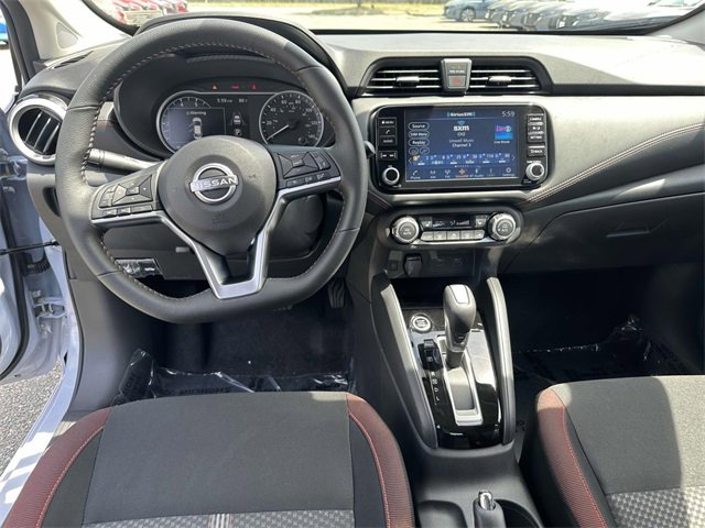 New 2025 Nissan Versa SR w/ Trunk Package image 17