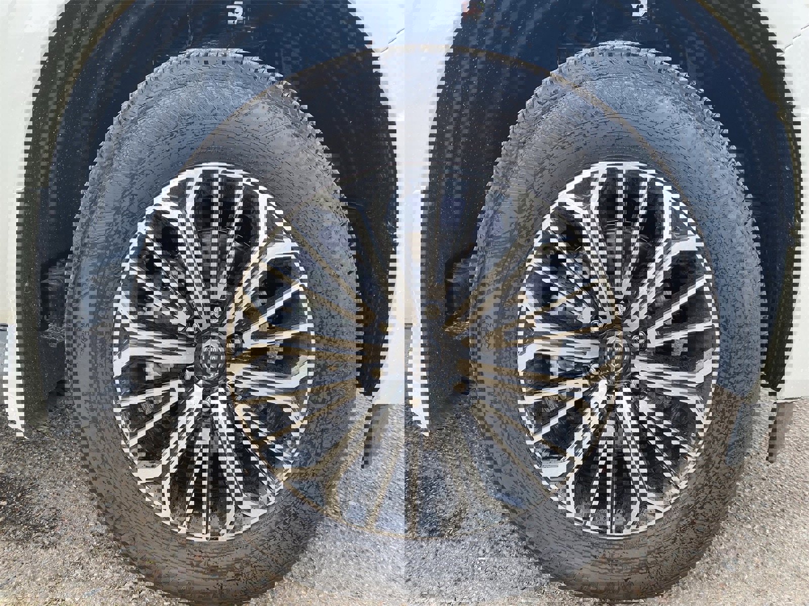 New 2026 Nissan Armada SL image 10