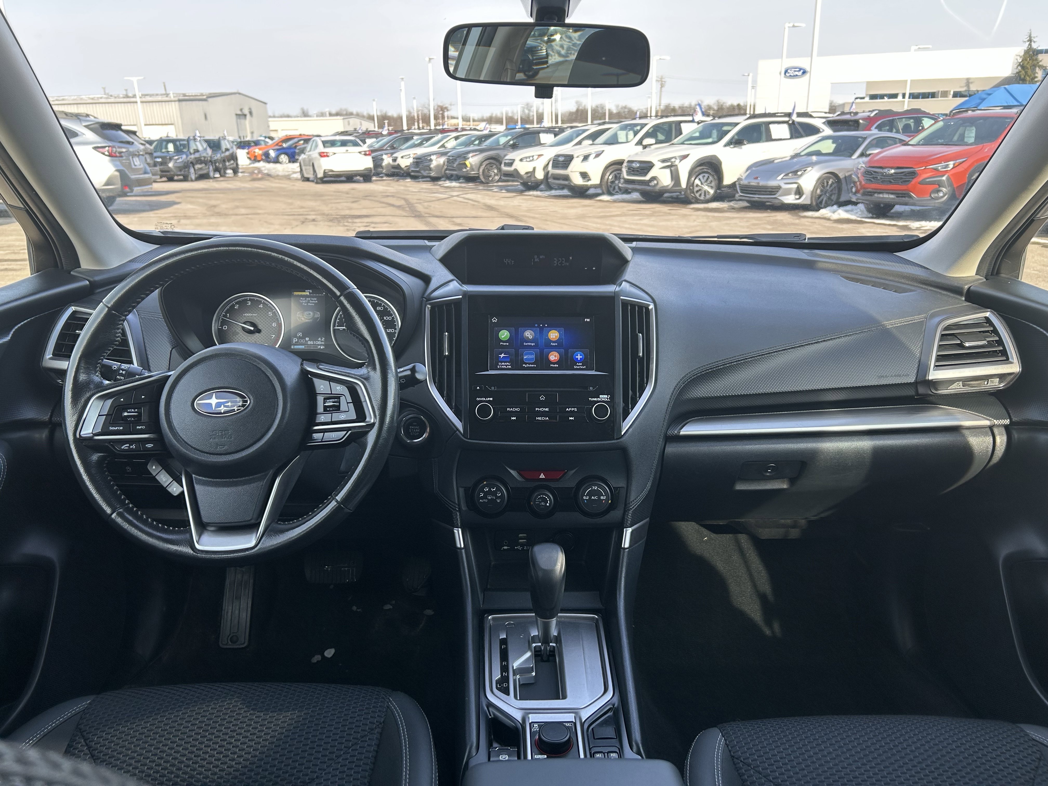 Used 2022 Subaru Forester Premium image 9