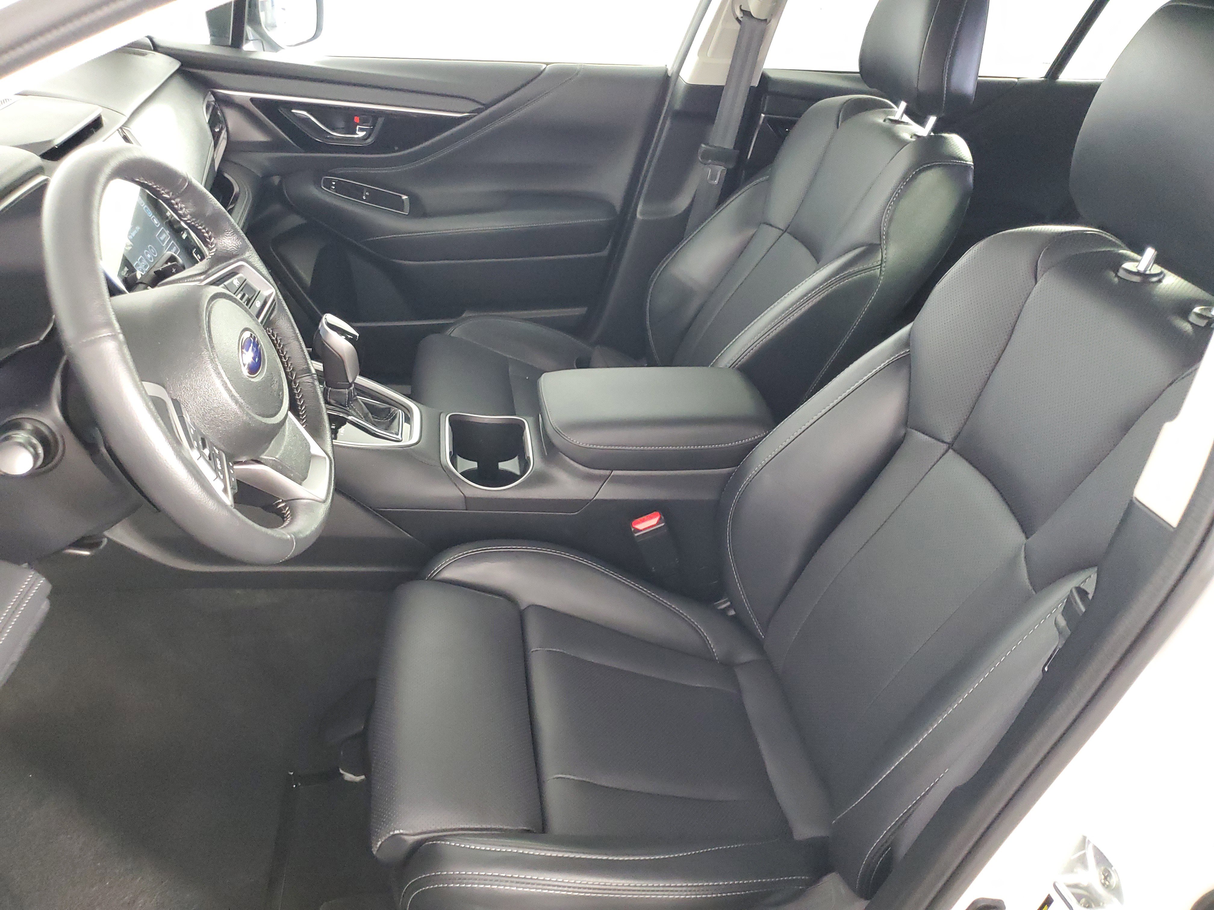 Used 2023 Subaru Outback Limited AWD/4WD image 12