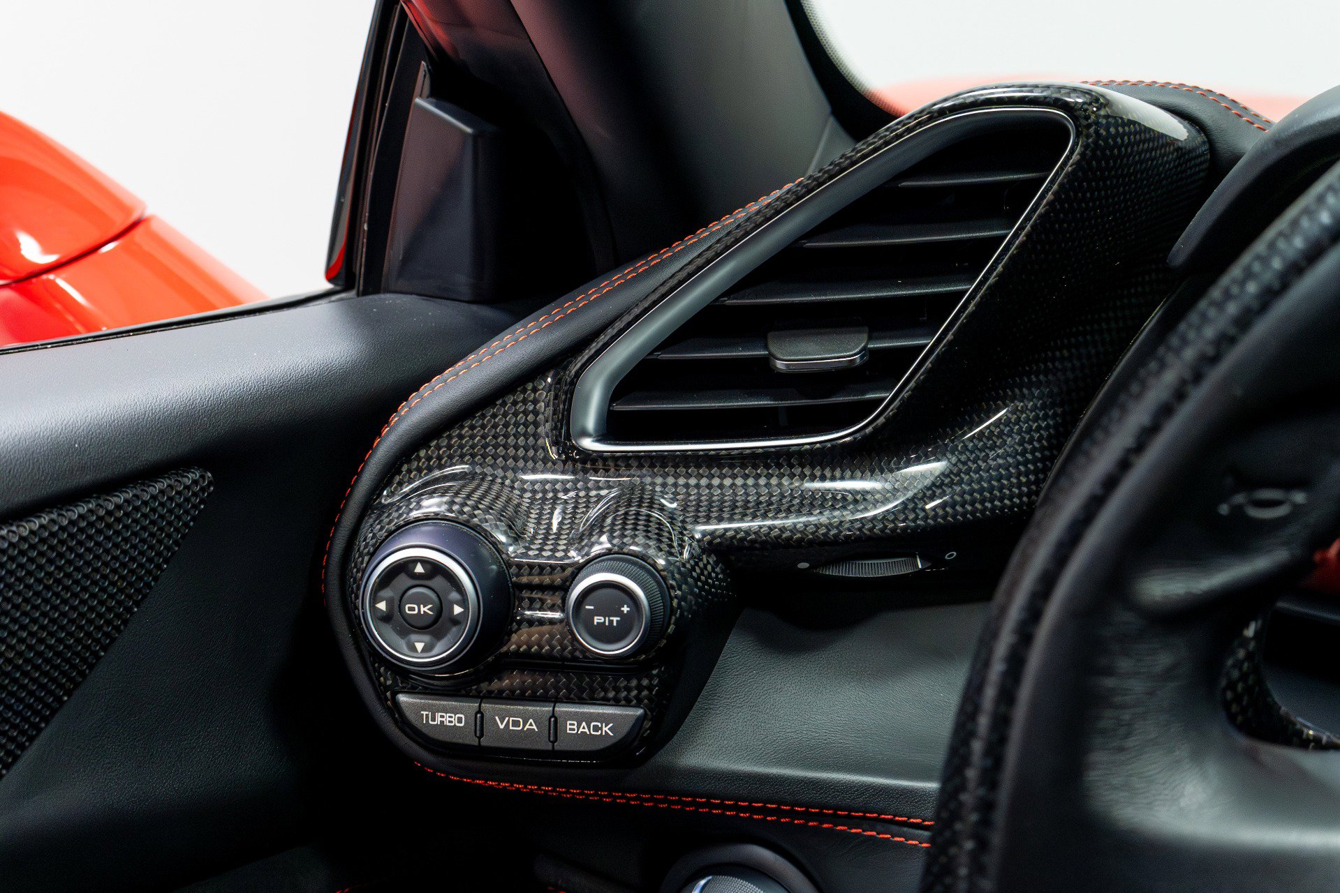 Used 2018 Ferrari 488 GTB image 57