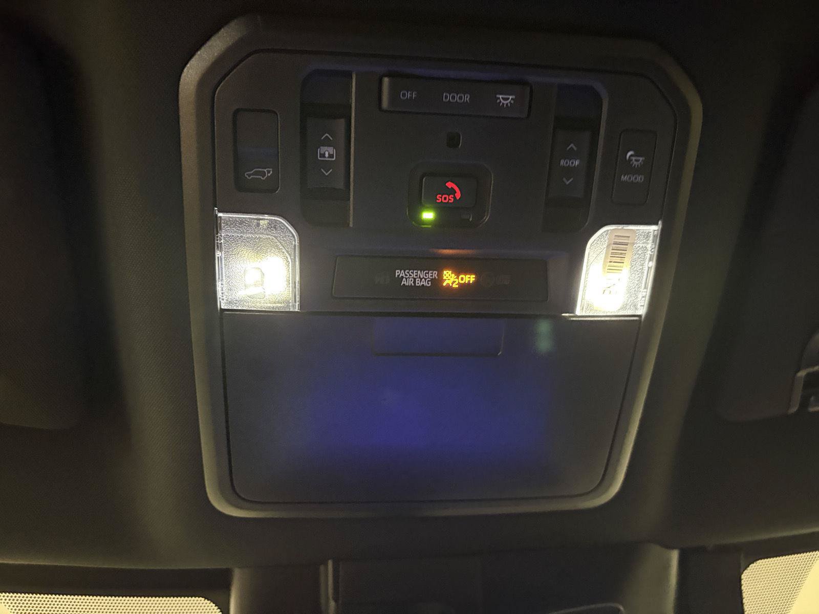 Used 2025 Toyota Sequoia Capstone AWD/4WD image 24