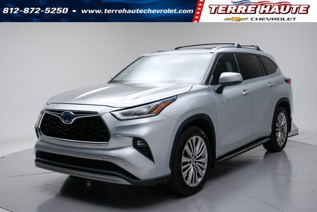 Used 2021 Toyota Highlander Platinum AWD/4WD image 1