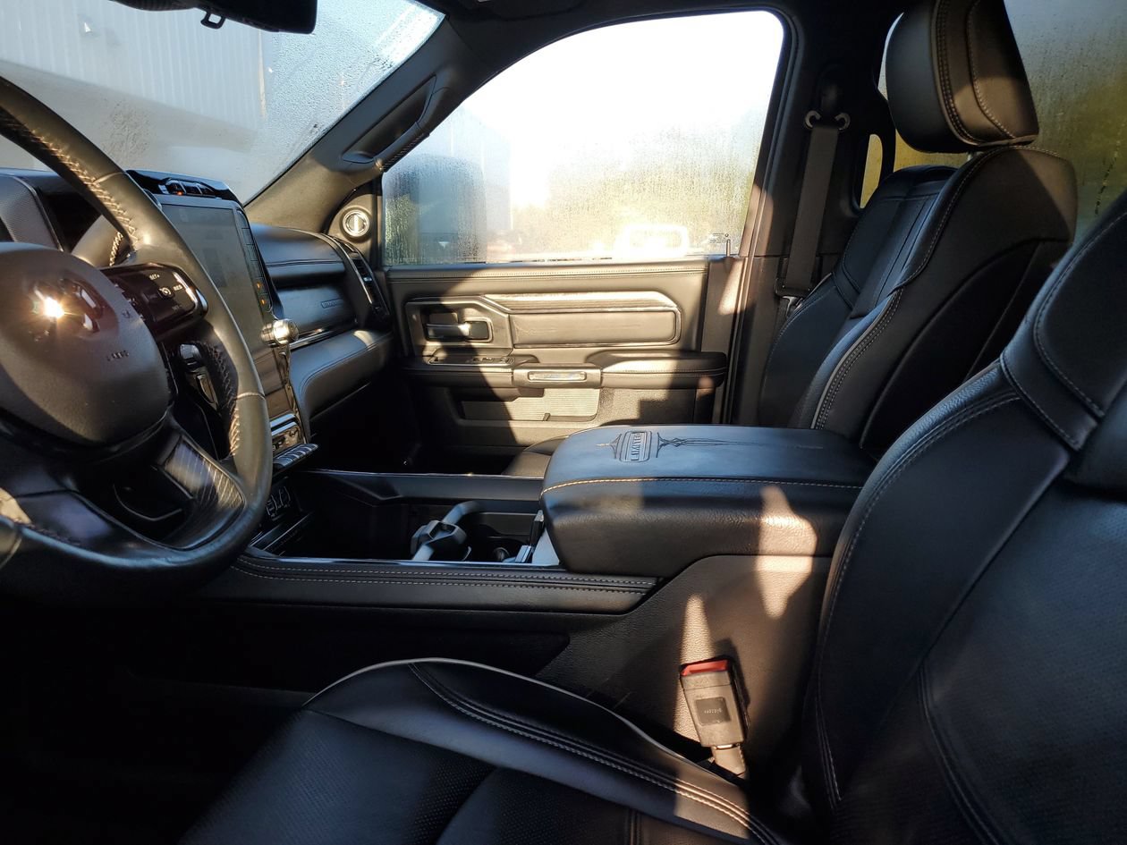 Used 2024 RAM 2500 Limited AWD/4WD image 19
