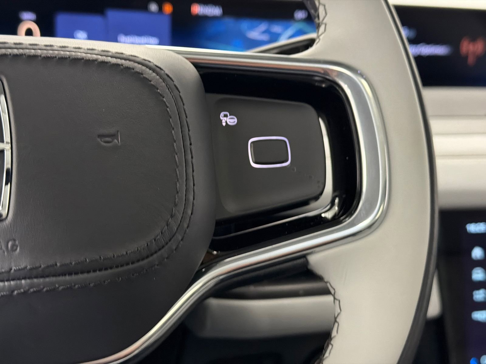 New 2026 Lincoln Navigator Black Label AWD/4WD image 26