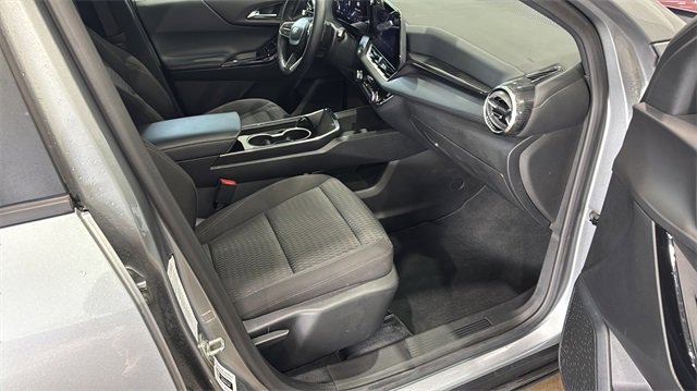 Used 2025 Chevrolet Equinox LT image 28