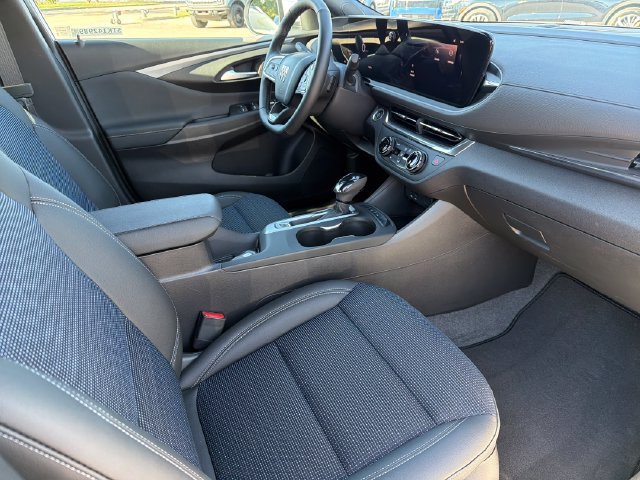 Used 2026 Buick Envista Preferred w/ Convenience I Package FWD image 24
